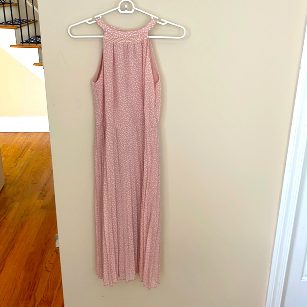 Small pink midi dress